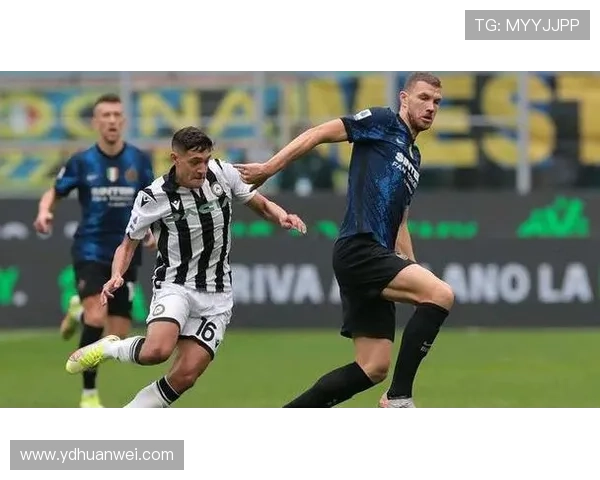 格拉纳达战术调整引发热议，球队持续提升竞争力备受关注