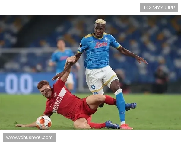 奥斯梅恩与劳塔罗对比解析:力量冲击与技术流的路径差异 奥斯梅恩与劳塔罗对比解析:力量冲击与技术流的路径差异